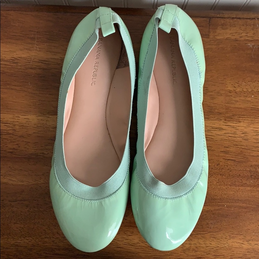 Banana Republic mint ballet flats size 9